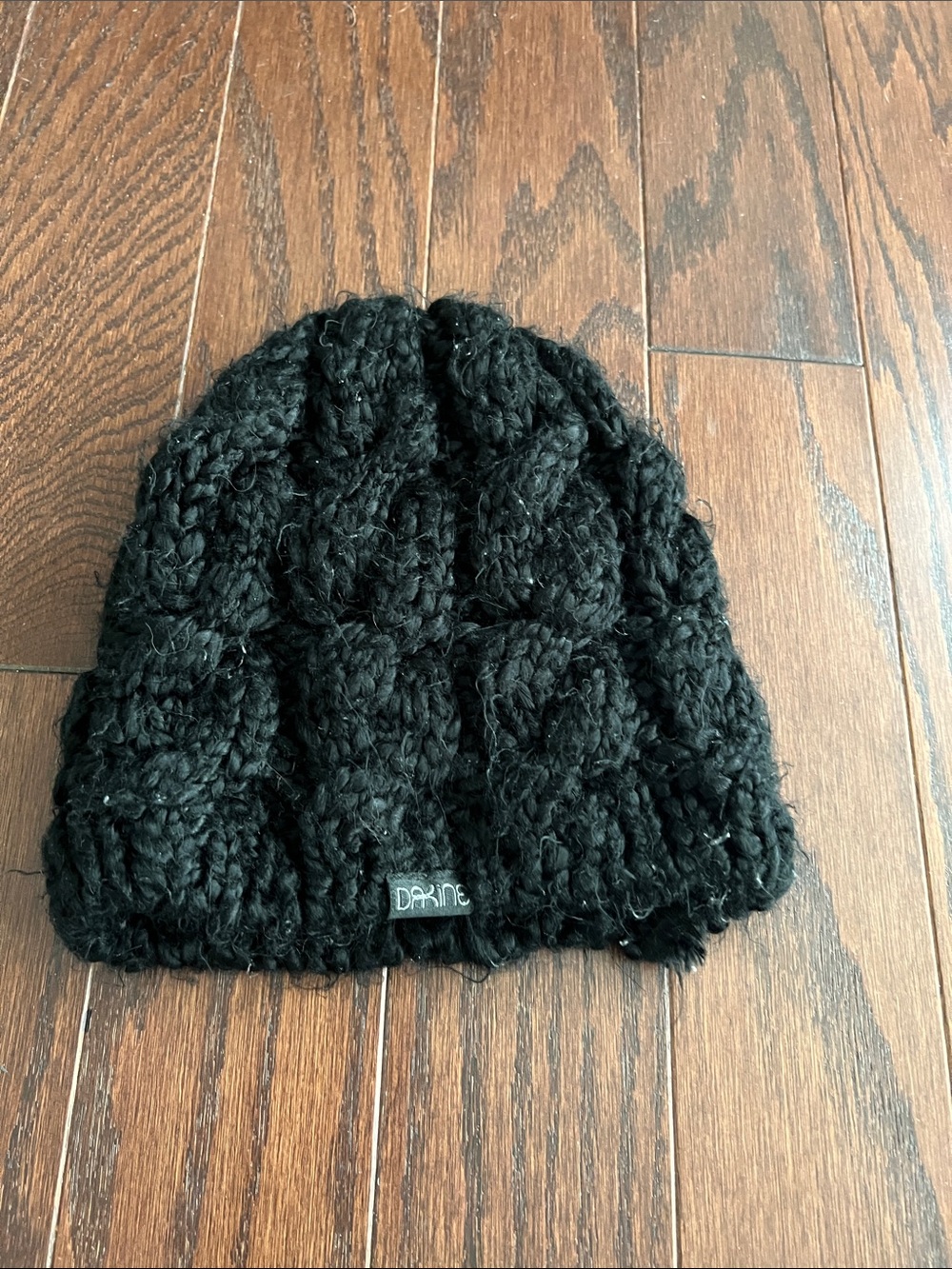 Dakine Black Chunky Cable Knit Beanie